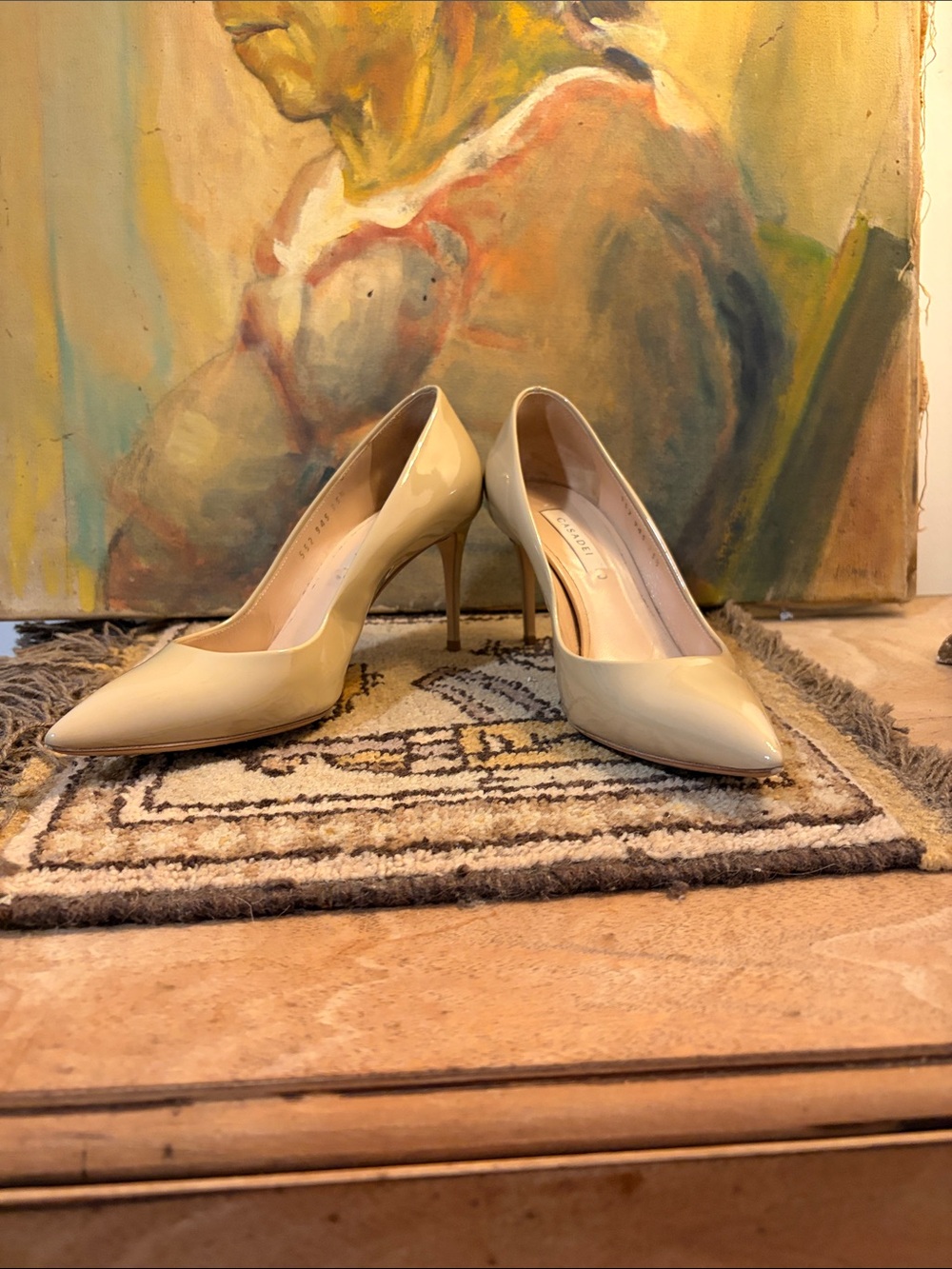 CASADEI Classic Patent Leather Pointed-Toe Pumps in Beige SZ 35.5